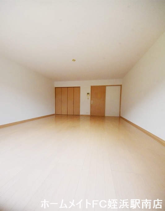 居室・リビング　★シンプルに使いやすい間取り♪★※別部屋参考写真