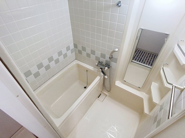 バス・シャワールーム　現況と異なる場合は現況を優先します。2025年12月撮影