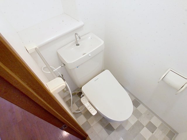 トイレ　現況と異なる場合は現況を優先します。2025年12月撮影