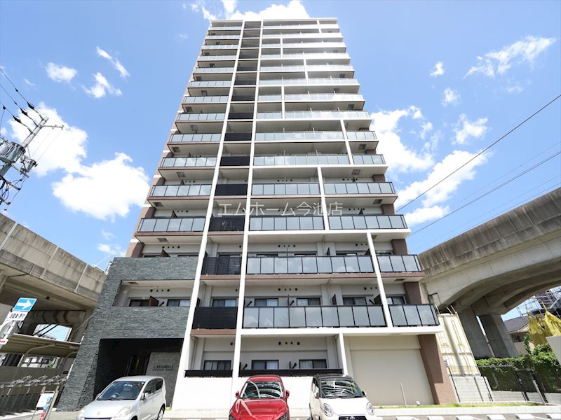 建物外観　外観　オートロック防犯カメラTVモニターホン宅配BOX完備