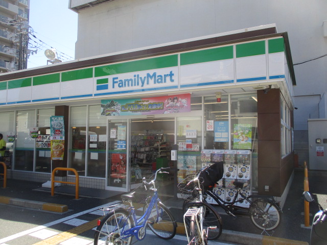 コンビニ　ファミリーマート 玉出西店（コンビニ）まで232m