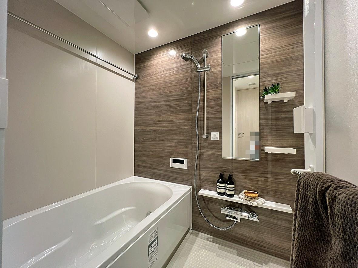 バス・シャワールーム　別部屋参考画像