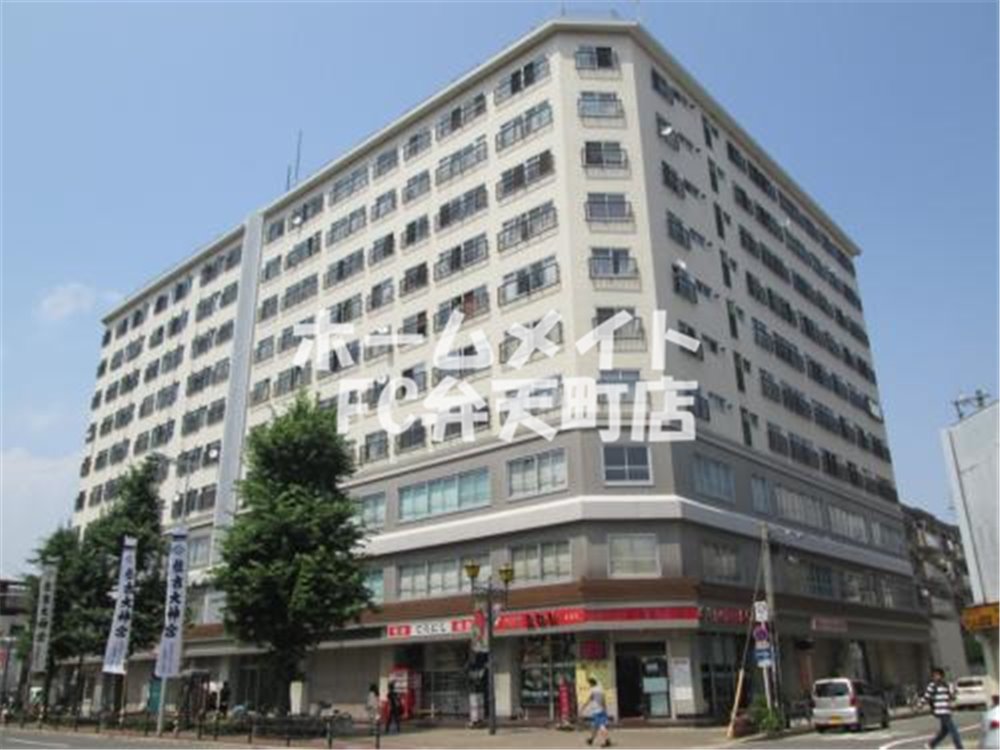 建物外観　外はこのようになっています