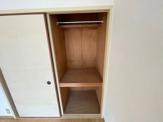 収納　※別部屋の写真です