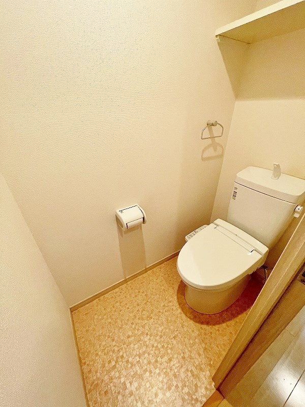 トイレ　★温水洗浄便座トイレ★