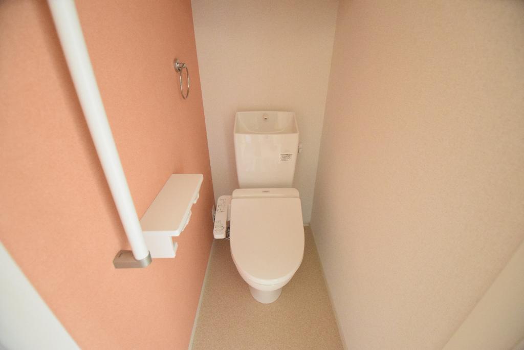 トイレ　シャワー付トイレ