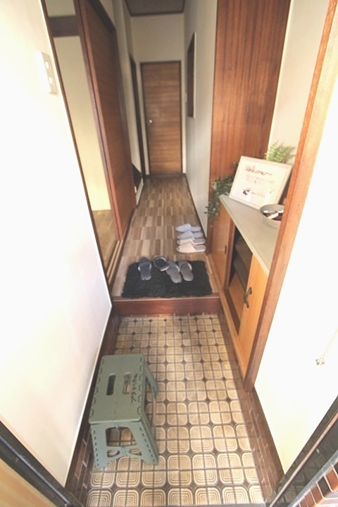 枚方市高野道1丁目 貸家の玄関写真