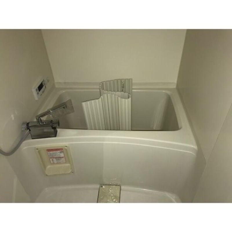 バス・シャワールーム　図面と現状に相違がある場合には現状を優先