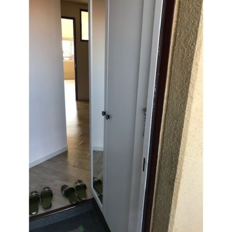 玄関　図面と現状に相違がある場合には現状を優先