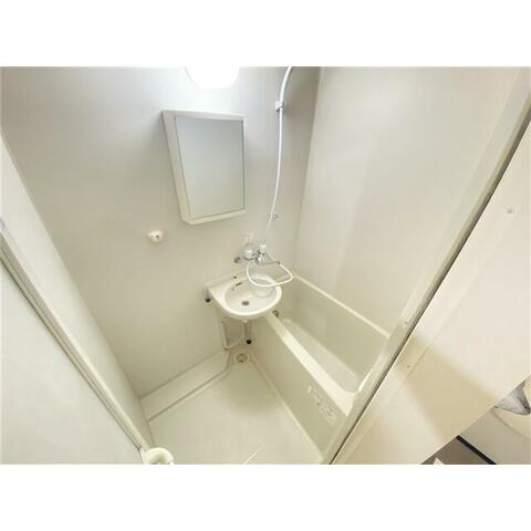 バス・シャワールーム　清潔感のあるバス♪