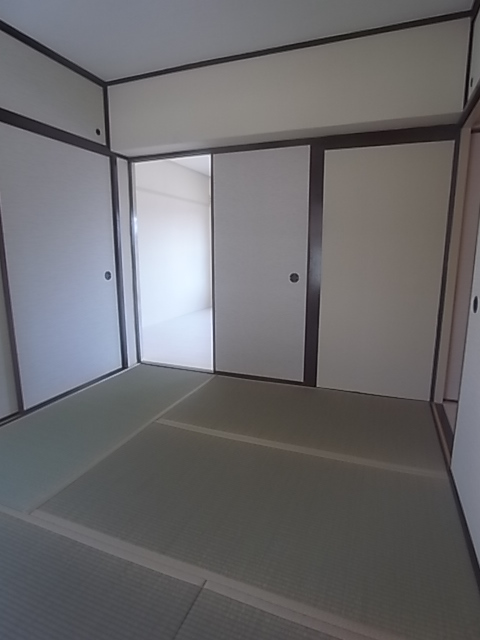 グランディア灘南通の内装写真