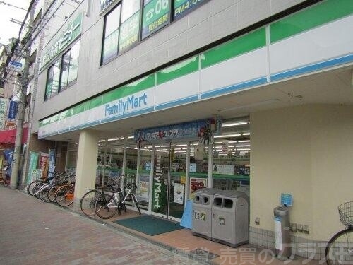 コンビニ　ファミリーマート針中野駅前店（コンビニ）まで850m