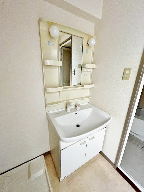 洗面設備　★洗面脱衣所/シャワー付き洗面台★