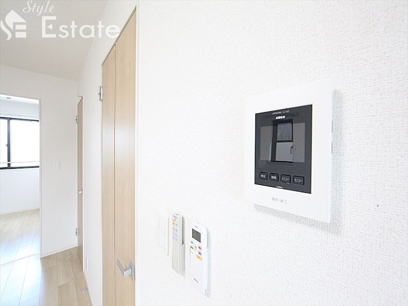 セキュリティ　モニター付きインターホン