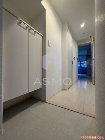 玄関　同マンション別部屋　参考写真