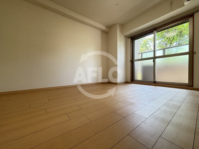 居室・リビング　ヴォー・リバージュ境川　リビング