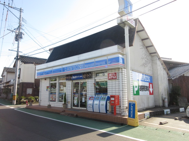 コンビニ　ローソン築上築城店（コンビニ）まで588m
