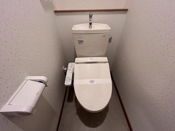 トイレ　※別部屋の写真です