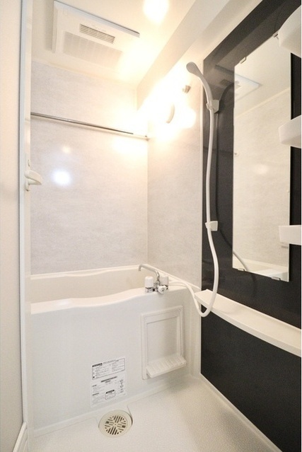 バス・シャワールーム　※同じ間取り別号室参考写真 　現状優先