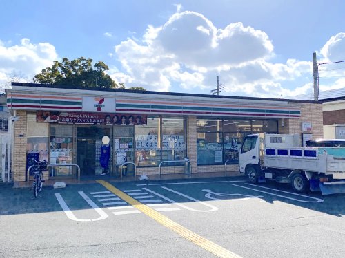コンビニ　セブンイレブン 和泉尾井町2丁目店（コンビニ）まで627m