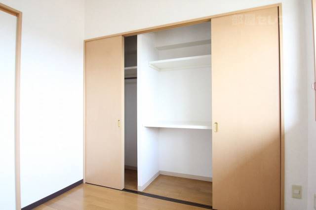 収納　他号室の写真になります。