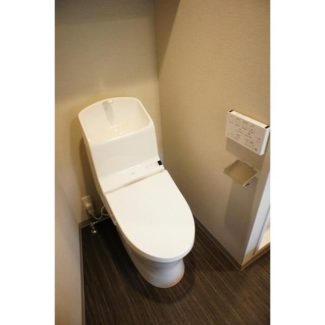 トイレ　コンパクトで使いやすいトイレです