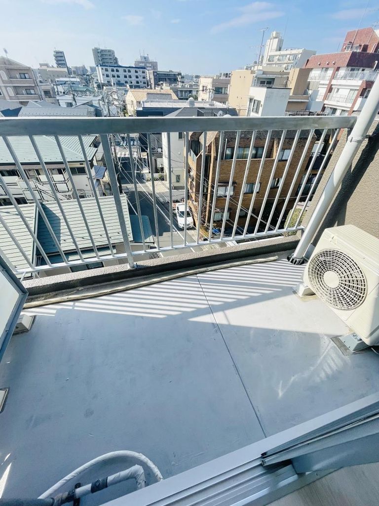 バルコニー　バルコニー