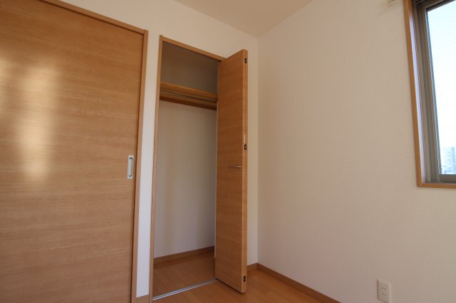 収納　クローゼット