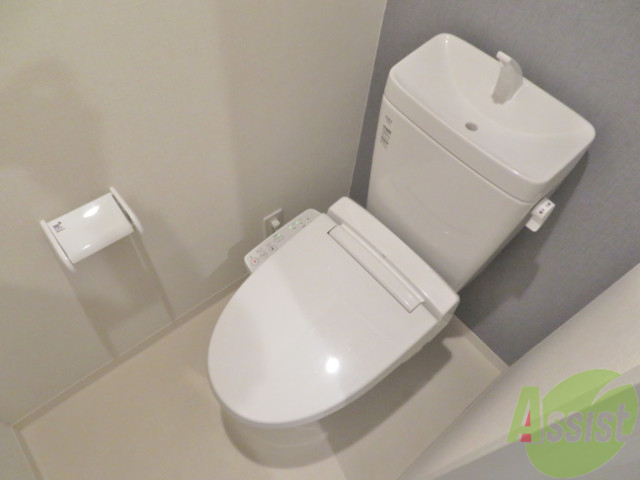 トイレ　トイレはウォシュレット付きです。シャワートイレは嬉しいですね