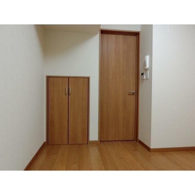 セキュリティ　★ウォシュレット付の綺麗なトイレです★