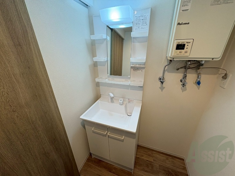 洗面設備　シャンプードレッサーで身支度もラクラクです！