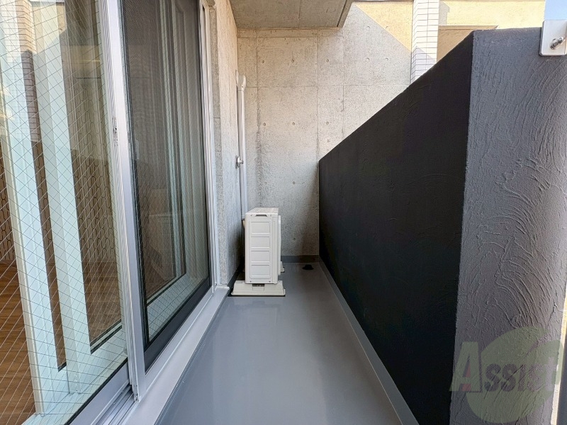 バルコニー　バルコニーです。洗濯物を干したり一息ついたりできますね！