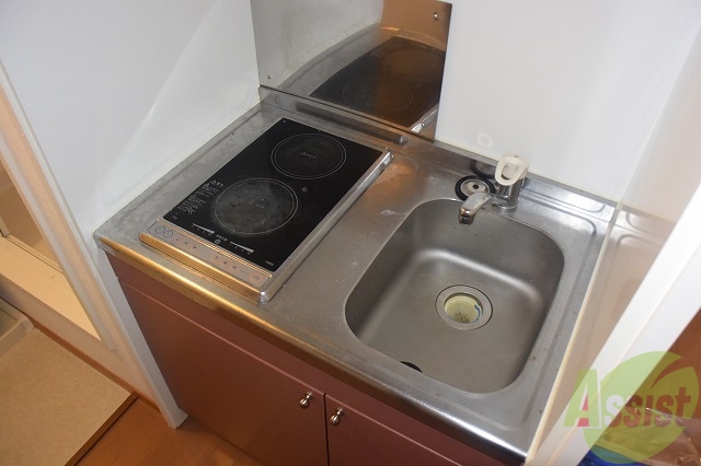 キッチン　安心のラジエントヒーター。