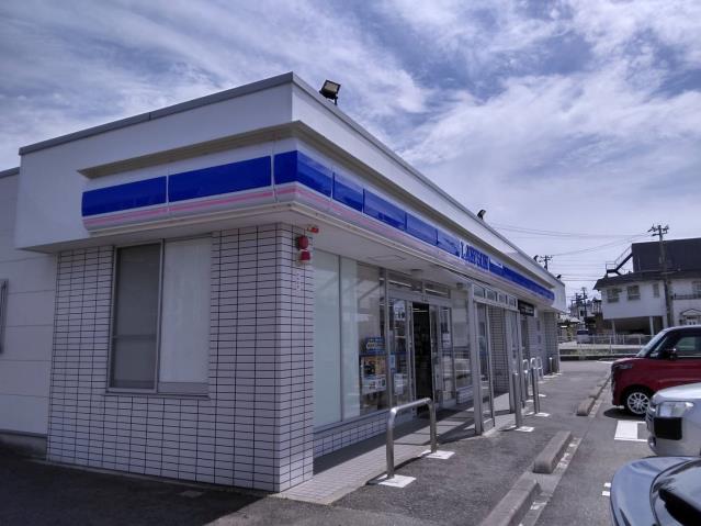 コンビニ　ローソン高岡江尻店（コンビニ）まで916m