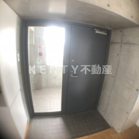 玄関　シンプルで使いやすい玄関です