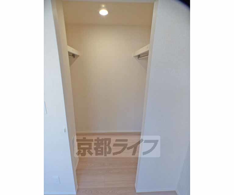 収納　大容量のウォークインクローゼットです。