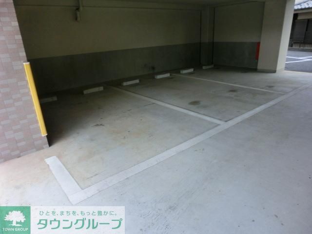 駐車場　敷地内駐輪場
