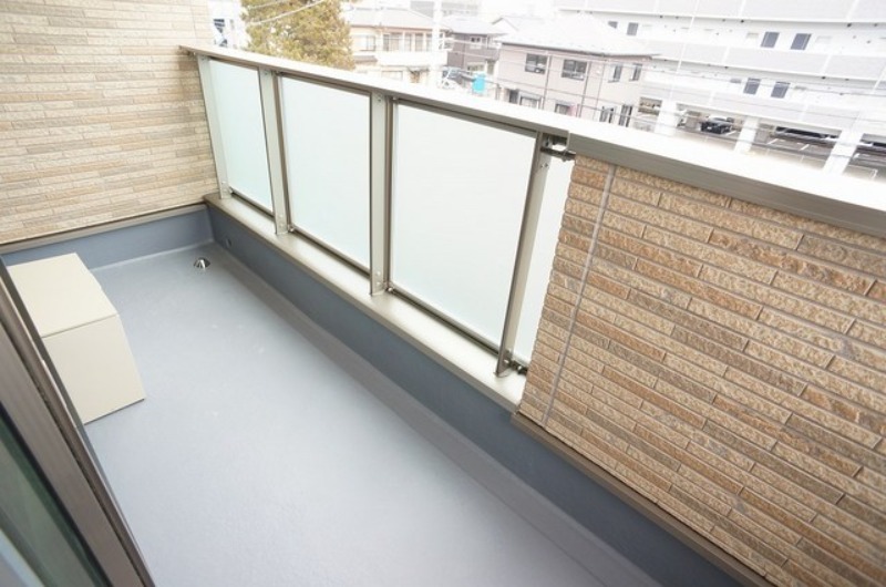 バルコニー　図面と現状に相違がある場合には現状を優先