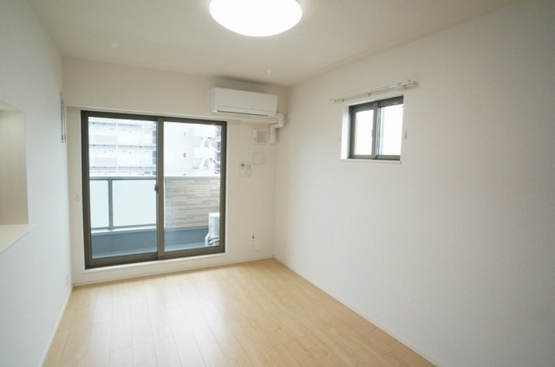 居室・リビング　図面と現状に相違がある場合には現状を優先