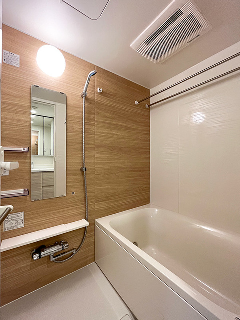 バス・シャワールーム　※写真は同タイプ住戸です。