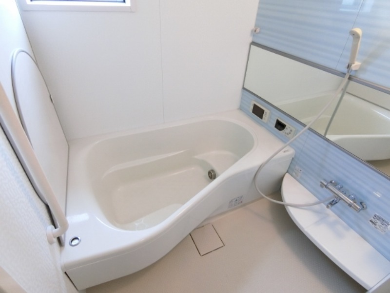 バス・シャワールーム　図面と現状に相違がある場合には現状を優先