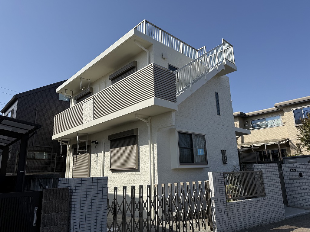 建物外観　外観修繕実施済のきれいな外観。鉄筋コンクリート造です。