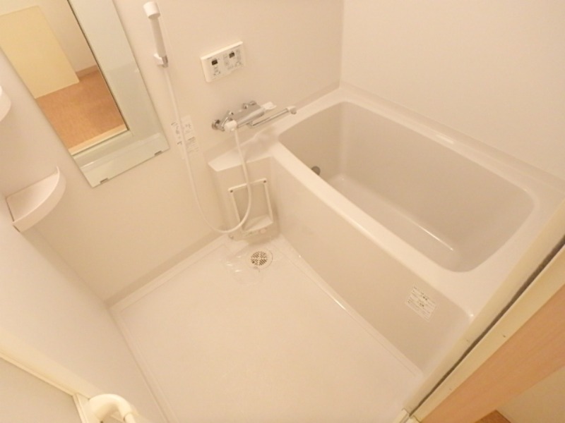 バス・シャワールーム　図面と現状に相違がある場合には現状を優先