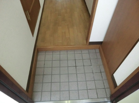 玄関　※他部屋参照