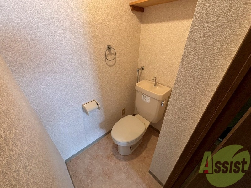 トイレ　こちらはトイレです。清潔感があり、安心して使用できます。