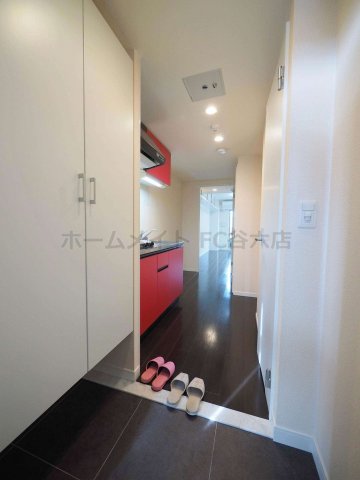 玄関　ソレイユ真田山