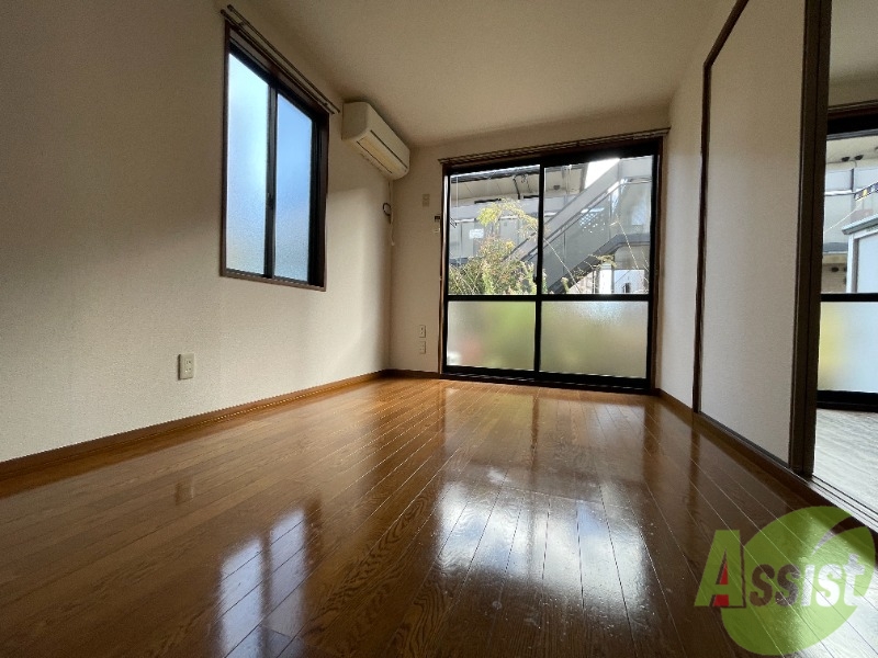 居室・リビング　リビングは陽当たり良好の過ごしやすいお部屋です。