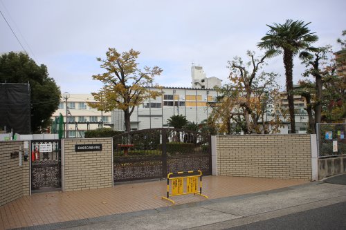 小学校　名古屋市立高蔵小学校（小学校）まで753m
