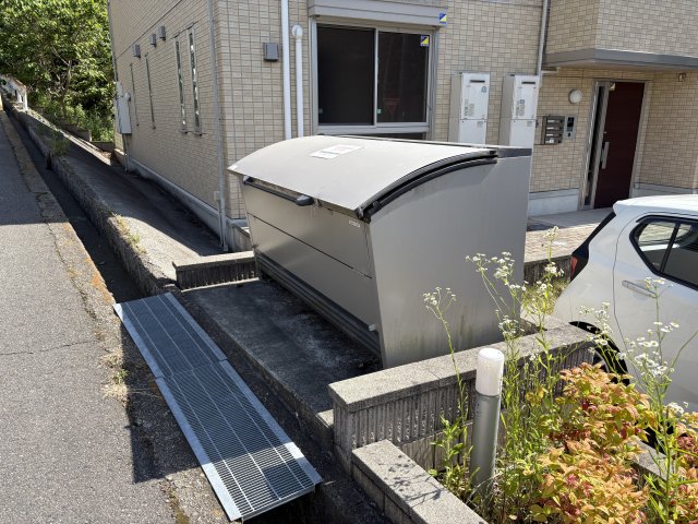 その他　ゴミ捨て場（その他）まで10m