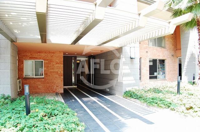 エントランス　ラ・ヴィータ日本橋　エントランス